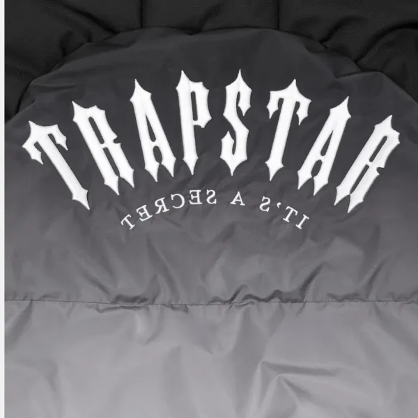 trapstar-decoded-arch-gradient-black-puffer-jacket-2